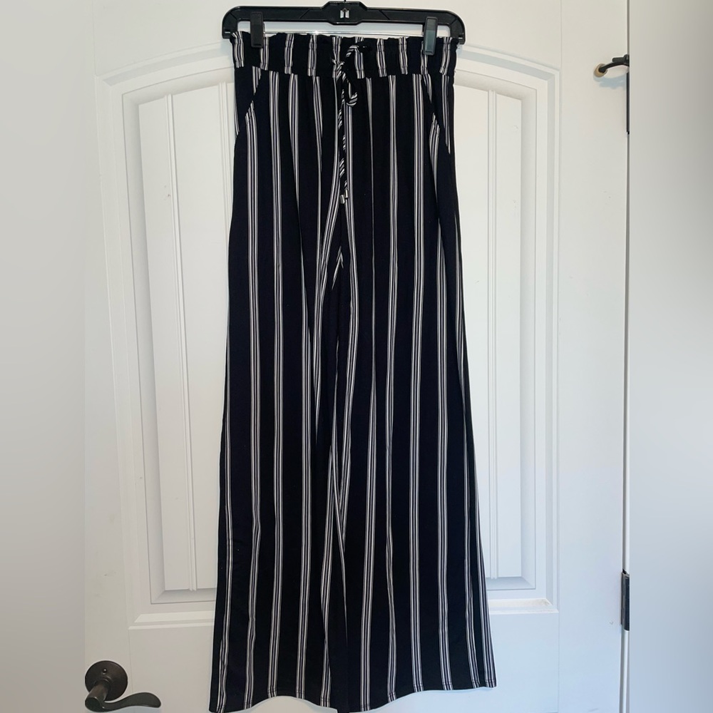 Black and white striped dress pants, size small